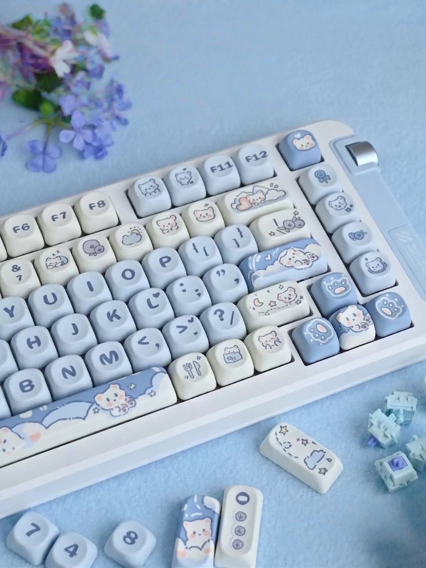 Ice Cream Bear 132-Key MOA Profile PBT Keycap Set