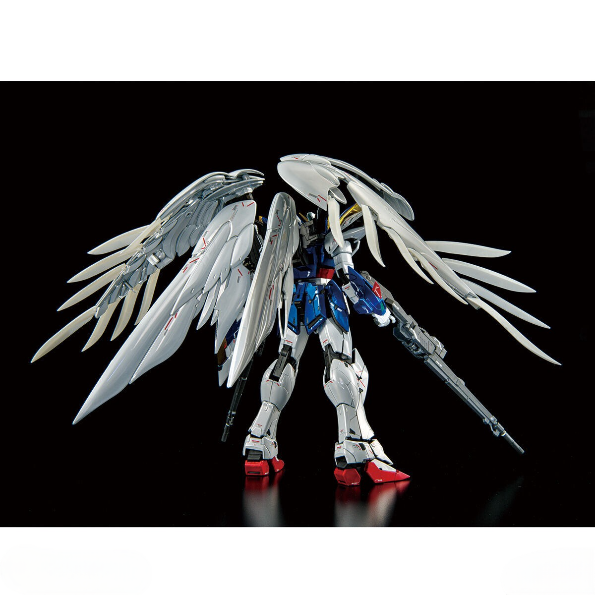 MG 1/100  - Wing Gundam Zero EW Ver.Ka (Titanium Finish)