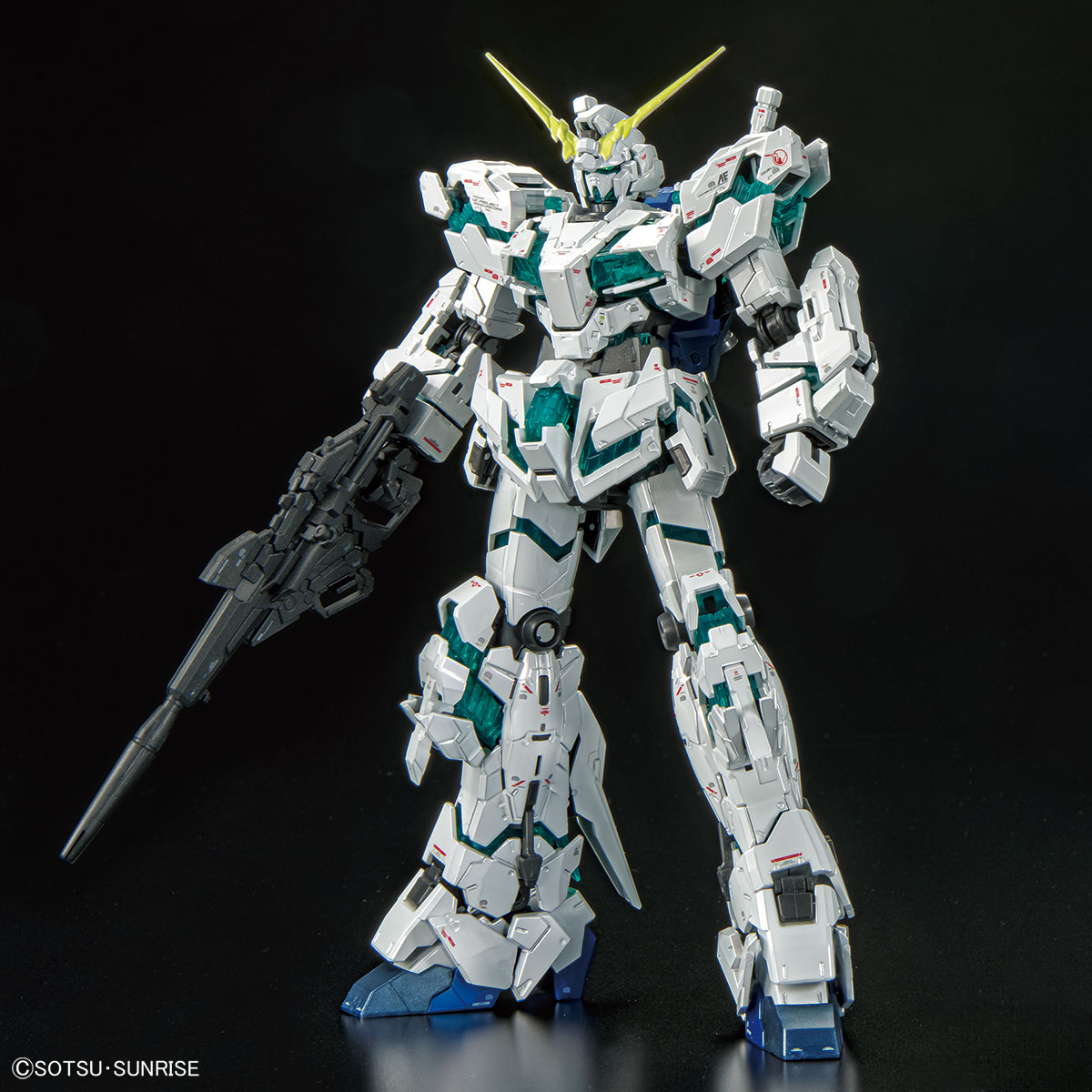RG 1/144: RX-0 Unicorn Gundam Final Battle Ver. Special Coating (GUNDAM BASE LIMITED)