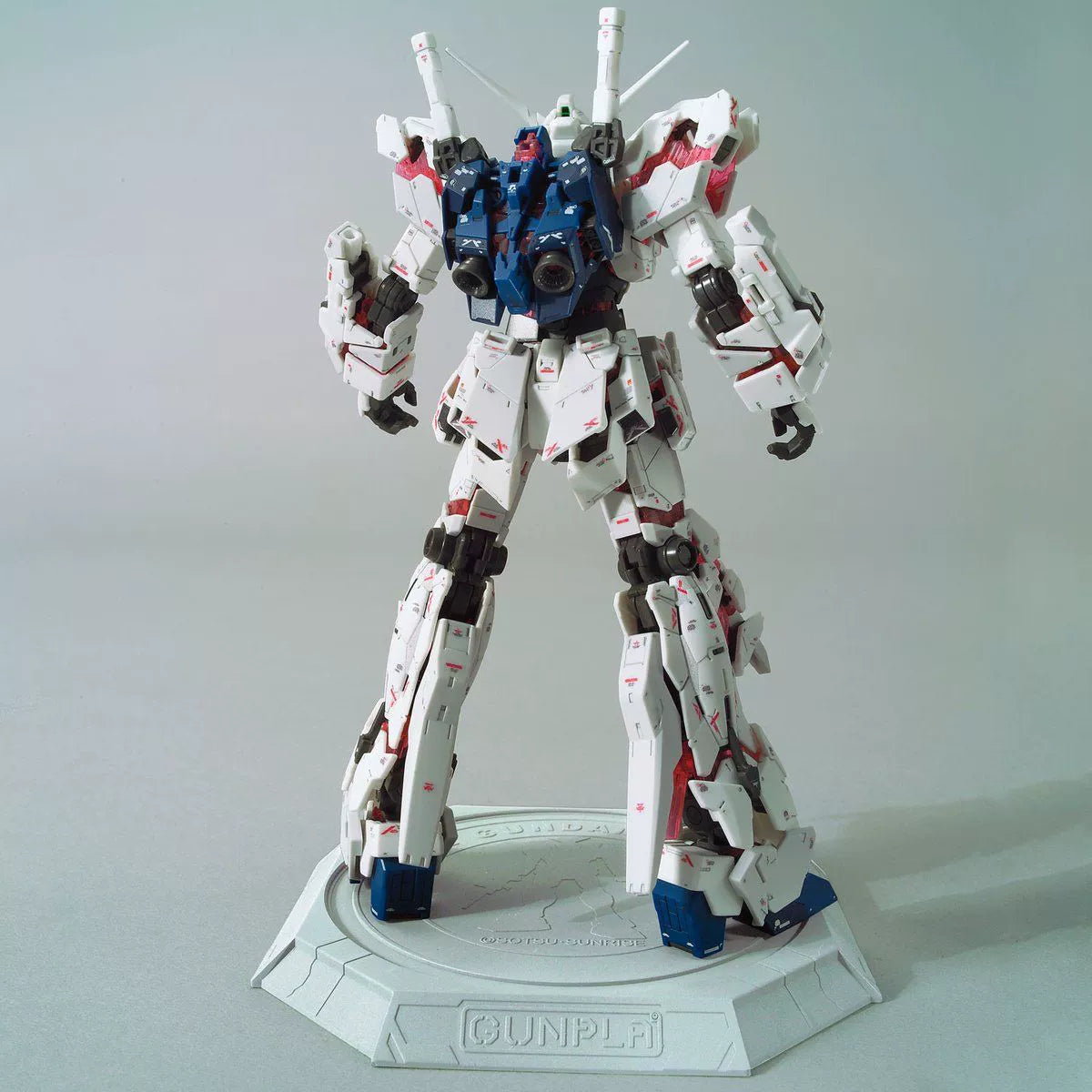 RG 1/144- RX-0 Unicorn Gundam Ver. TWC