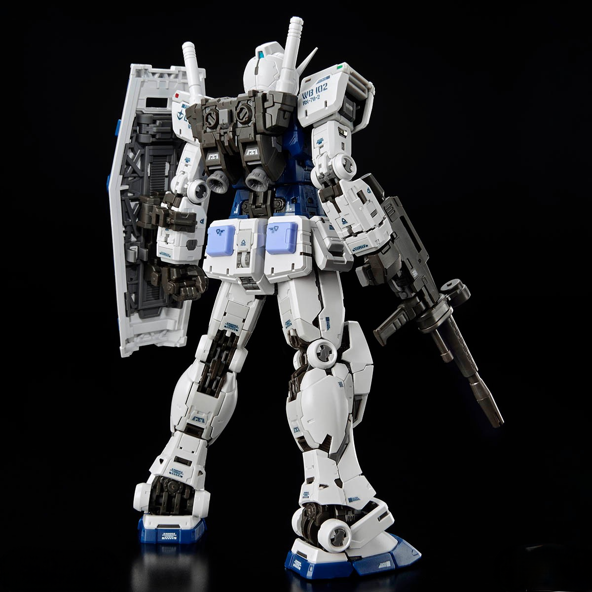 RG 1/144- RX-78-2 Gundam Ver.2.0 (The Gundam Base Color)