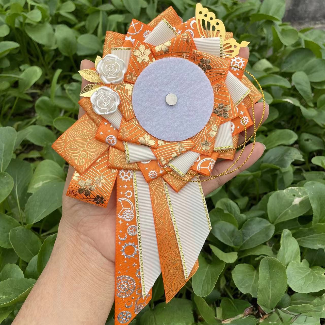 Elegant Tail Ribbon Can Badge Rosette Holder