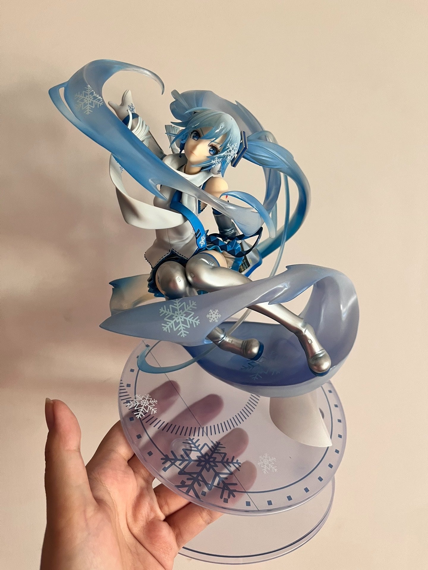 Vocaloid - Hatsune Miku - Snow (1/7)