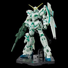 HG 1/144 – Gundam Base Limited – Unicorn Gundam (luminous crystal body)