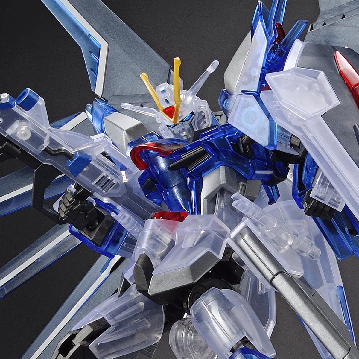 HG 1/144 – Premium Bandai Exclusive – Rising Freedom Gundam (clear color)