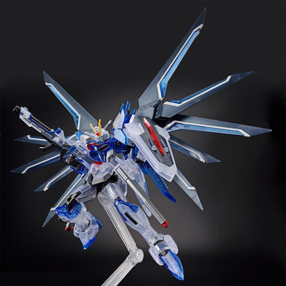 HG 1/144 – Premium Bandai Exclusive – Rising Freedom Gundam (clear color)