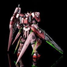 MG 1/100 – Premium Bandai Exclusive – 00 Gundam Seven Sword/G (trans-am special coating)