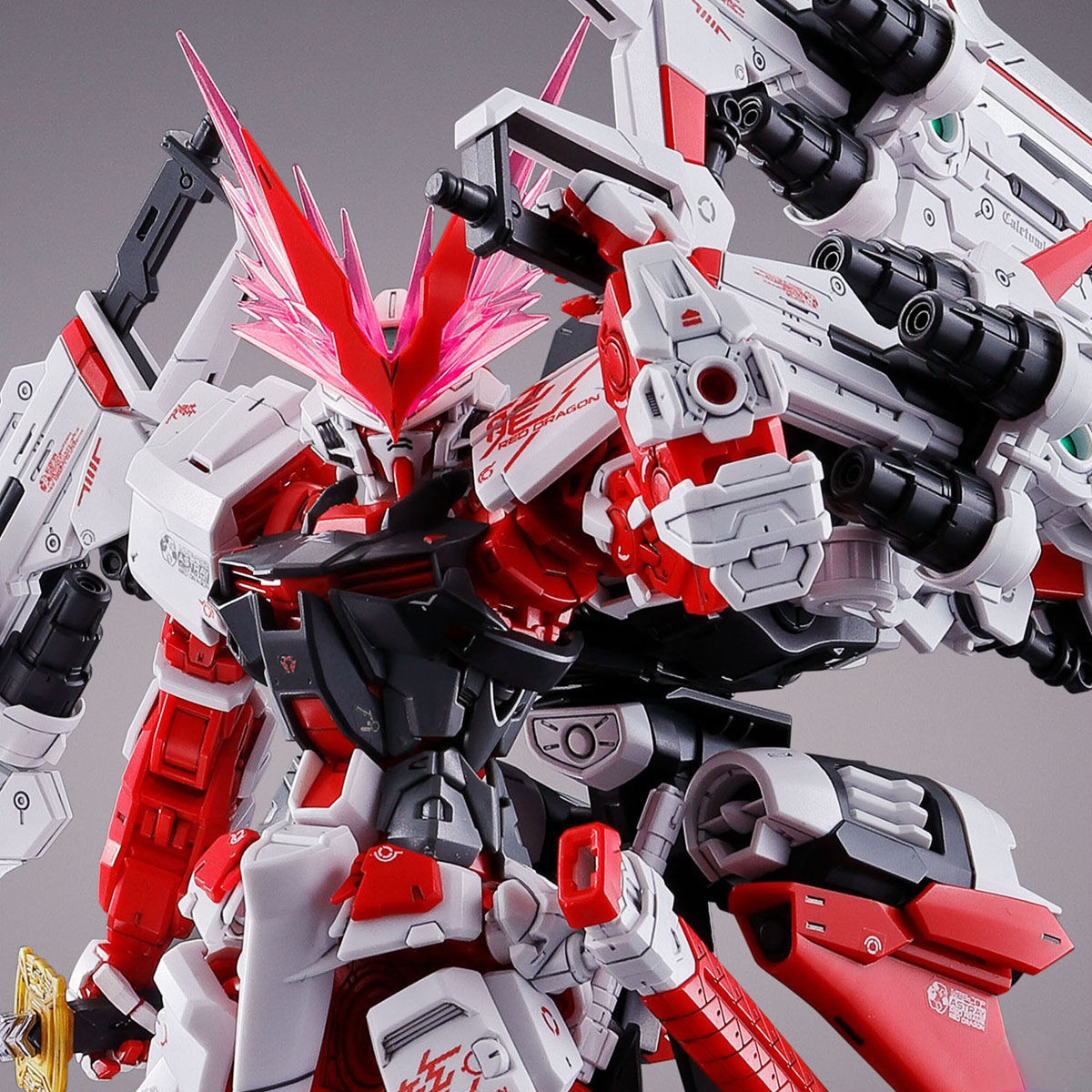MG 1/100 – Premium Bandai Exclusive – Gundam Astray Red Dragon (Astray Red Frame Red Dragon)