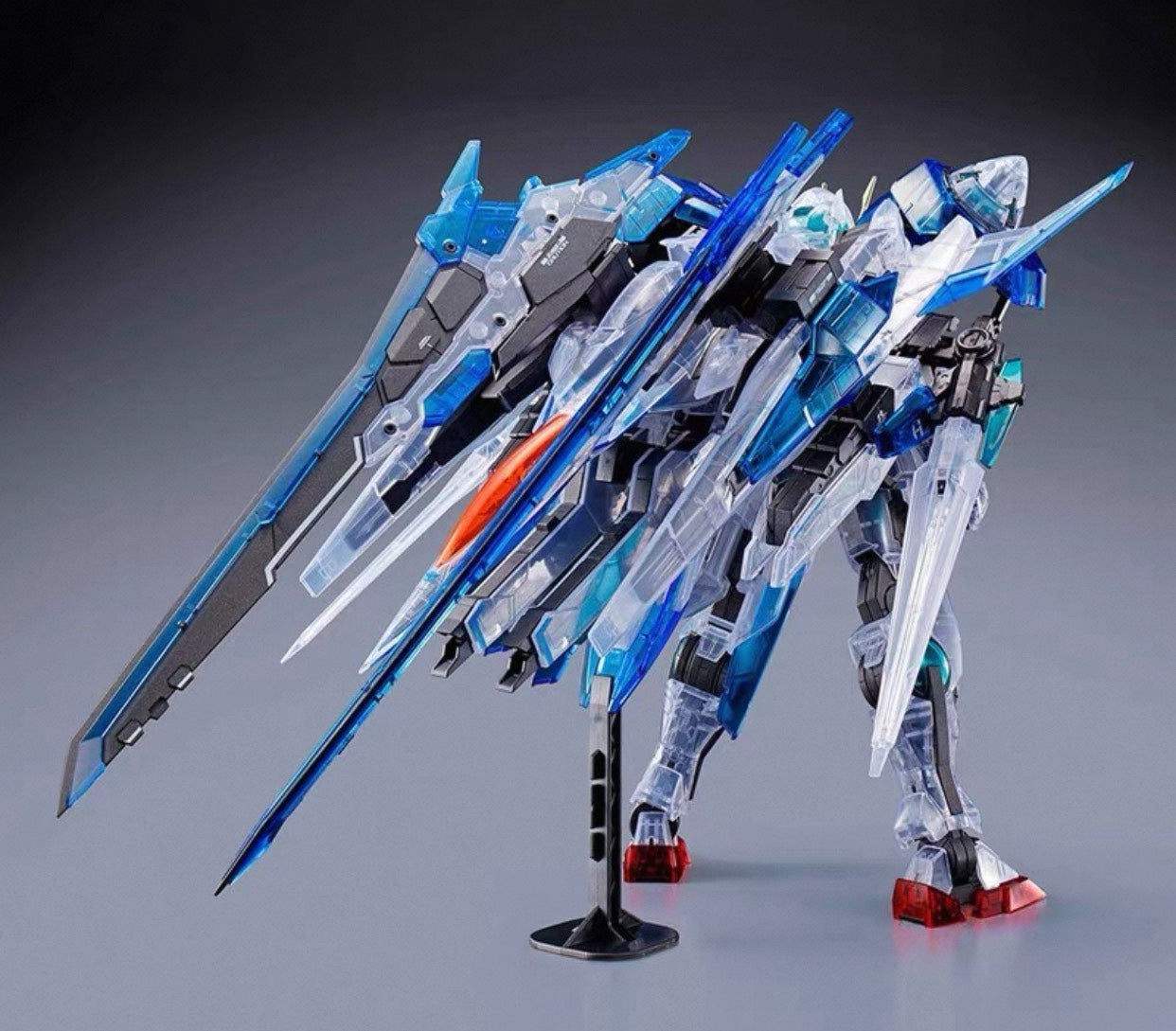 MG 1/100 – Limited Item – 00 XN Raiser (clear color)