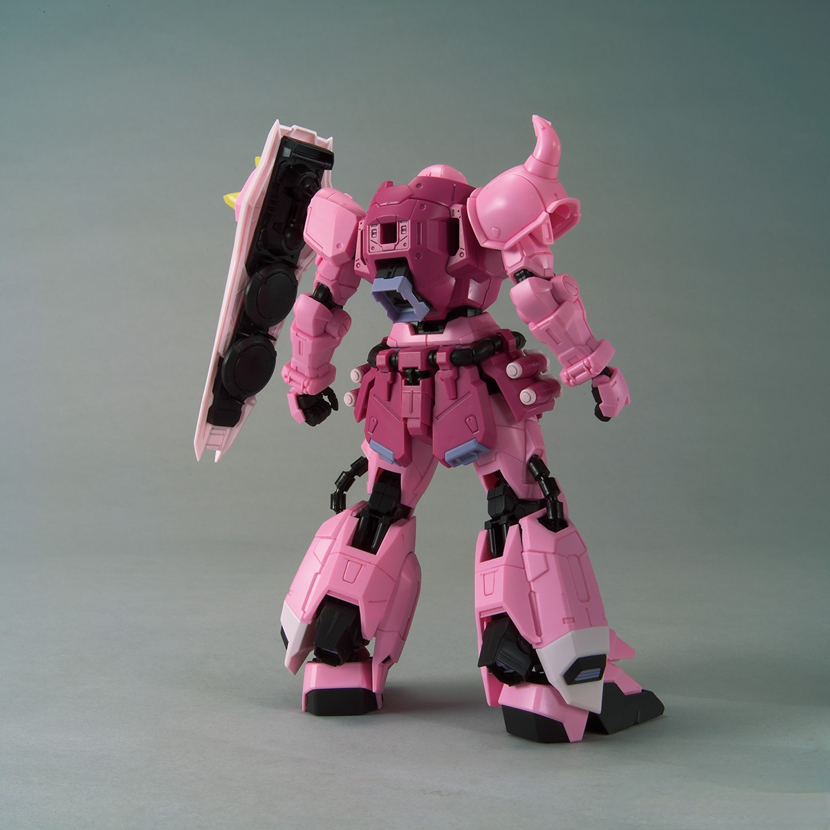 MG 1/100 – THE GUNDAM BASE LIMITED – Zaku Warrior Live Concert Ver.