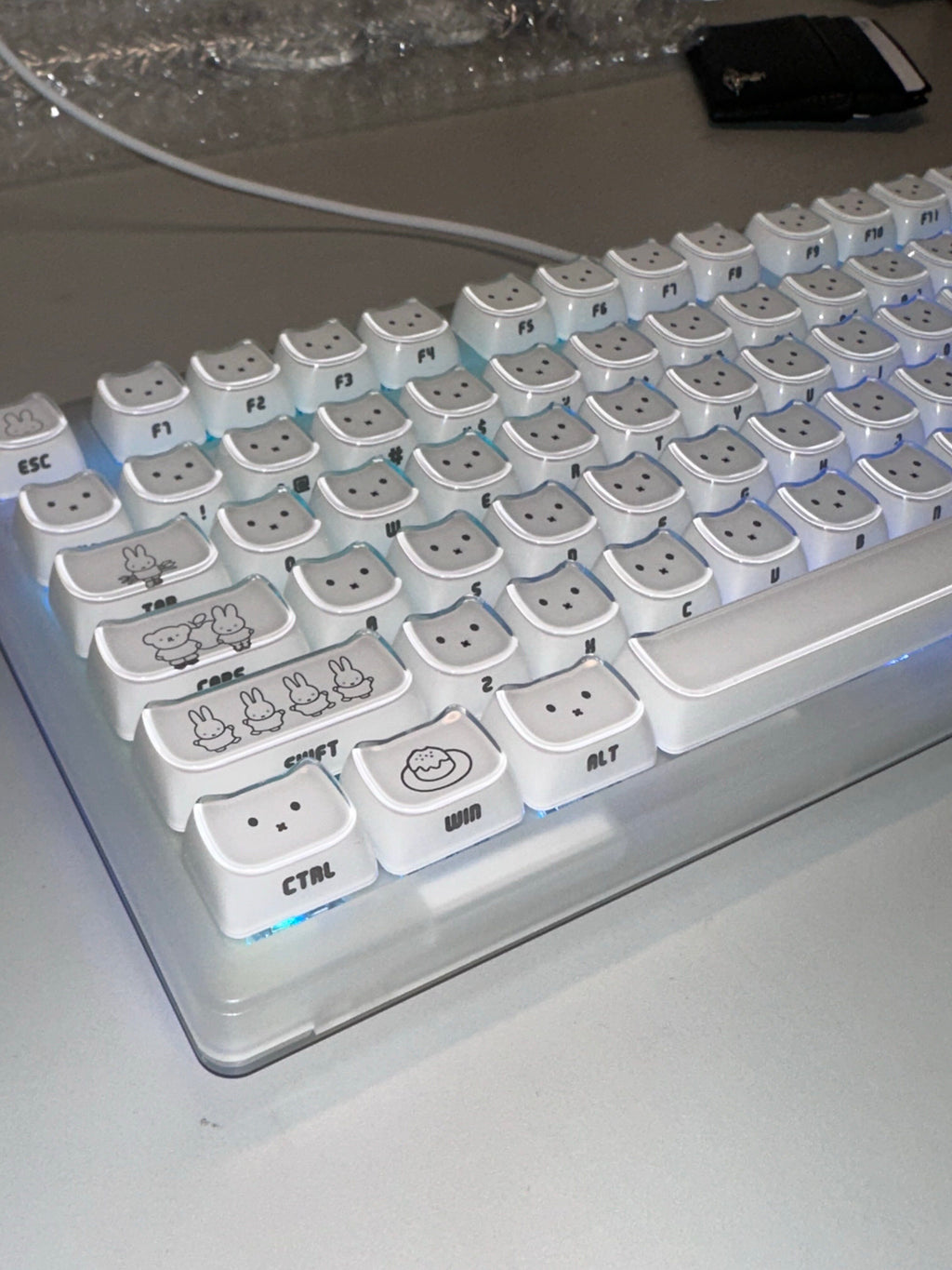 Miffy Rabbit White Crystal Jelly MOA Profile Keycap Set