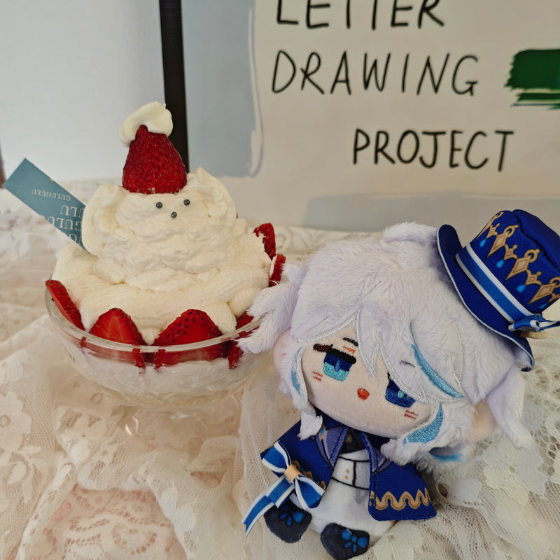 Genshin Impact Furina 12cm Sitting Posture Plush Doll Keychain