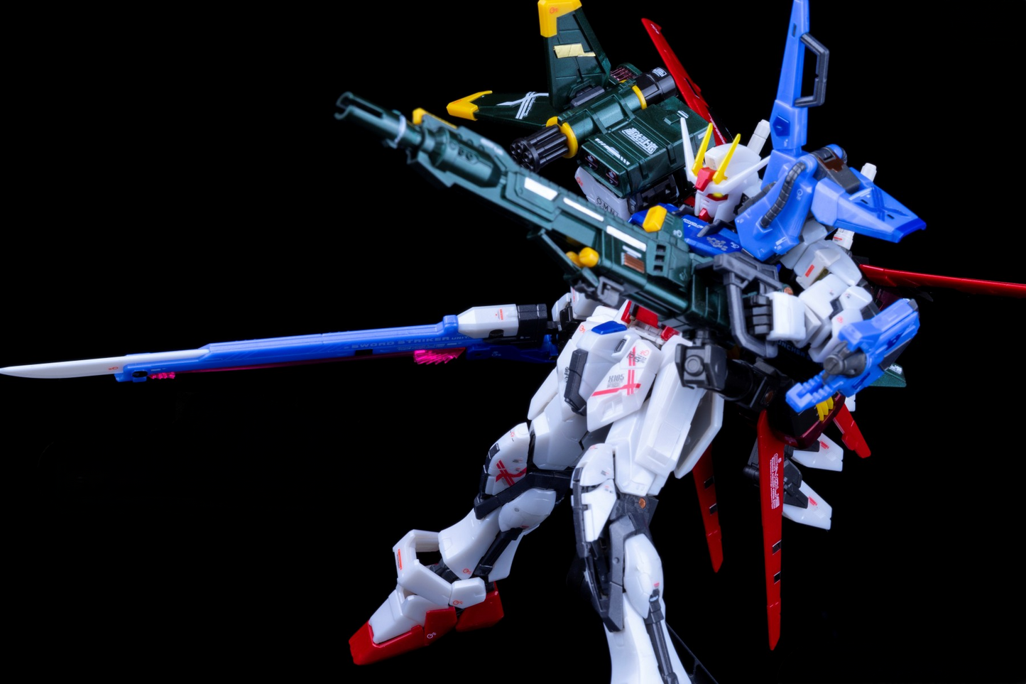 RG 1/144 – THE GUNDAM BASE SHANGHAI LIMITED – Perfect Strike Gundam( Mechanical Gloss Injection Ver.)