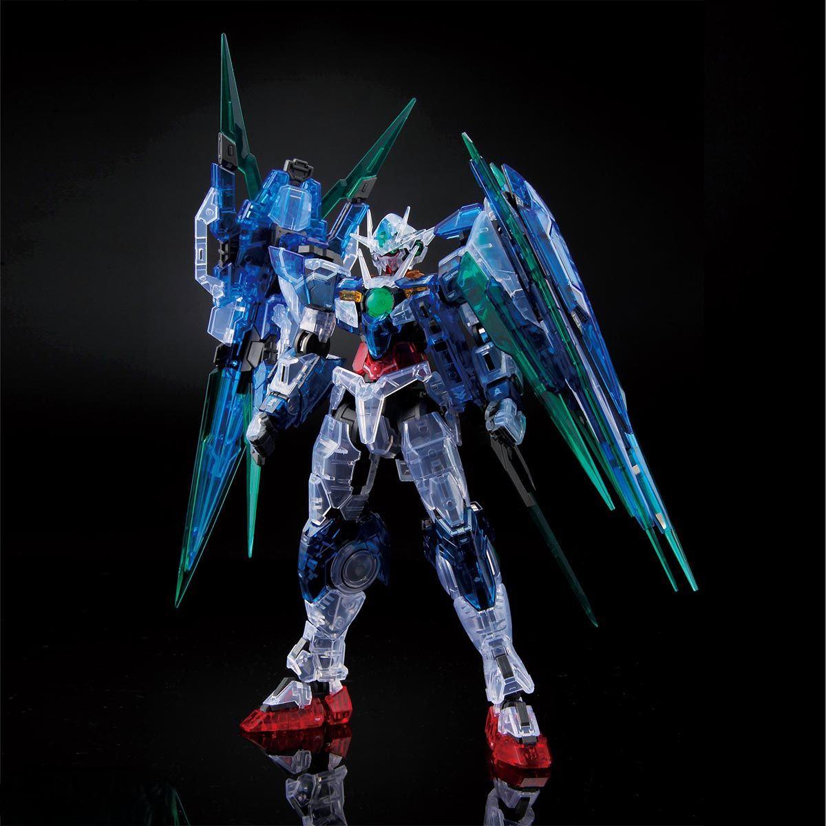 RG 1/144 – Gundam Base Limited – 00 Qan[T] Full Saber (clear color)