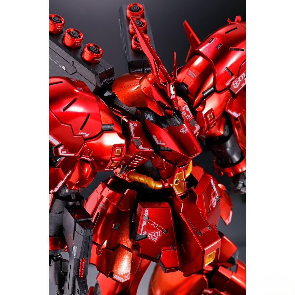 RG 1/144 – Premium Bandai Exclusive – MSN-04 Sazabi (special coating)