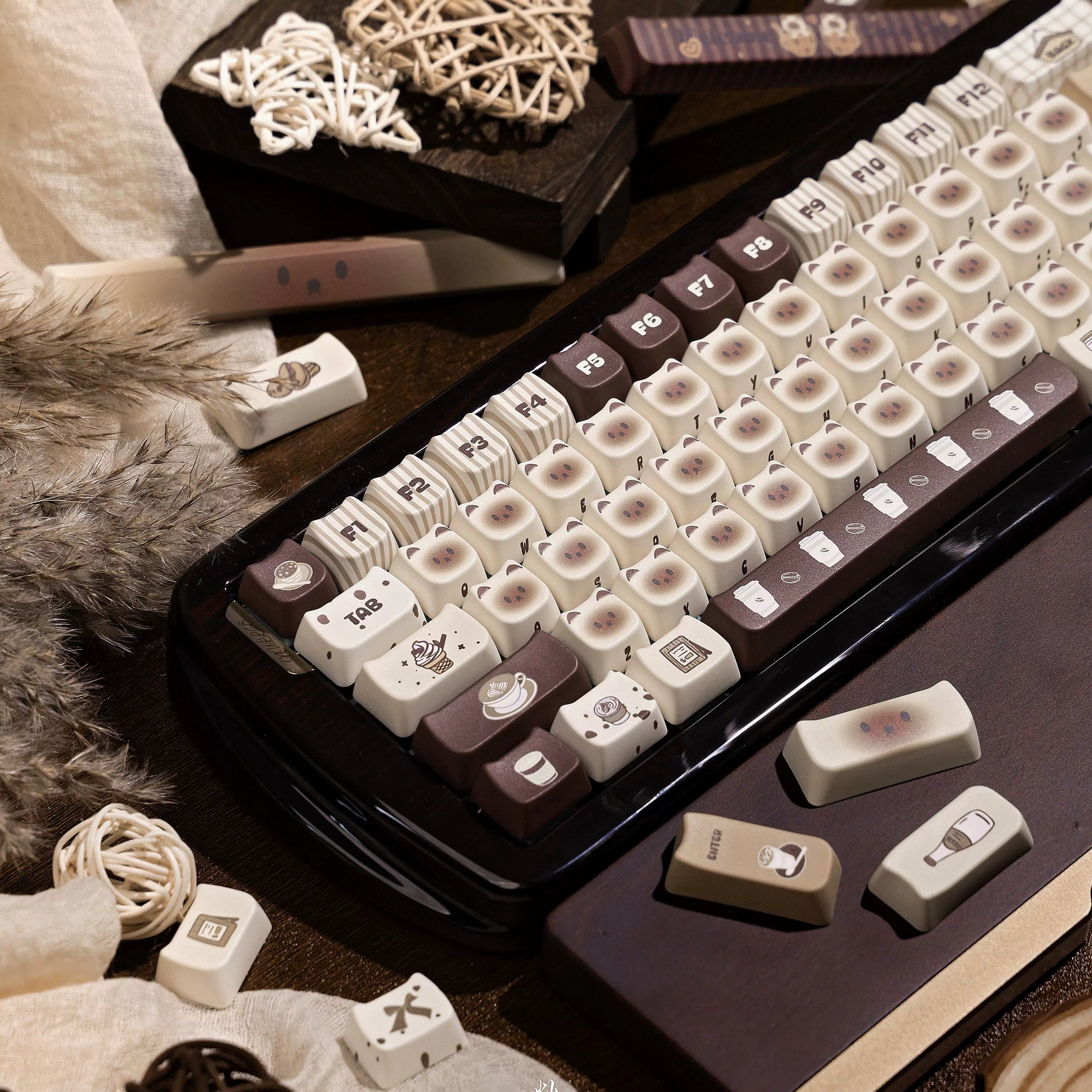 Siamese Cat PBT Keycap Set – 145 Keys