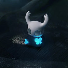 Hollow Knight "The Knight" Artisan Keycap (Glowing Eyes Ver.)