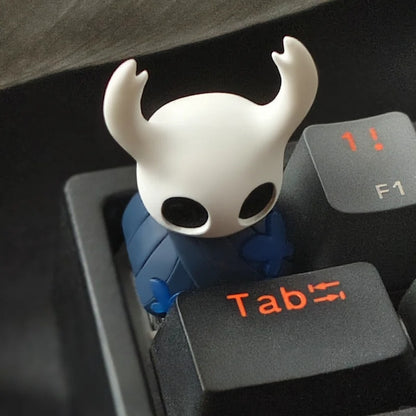 Hollow Knight "The Knight" Artisan Keycap (Glowing Eyes Ver.)