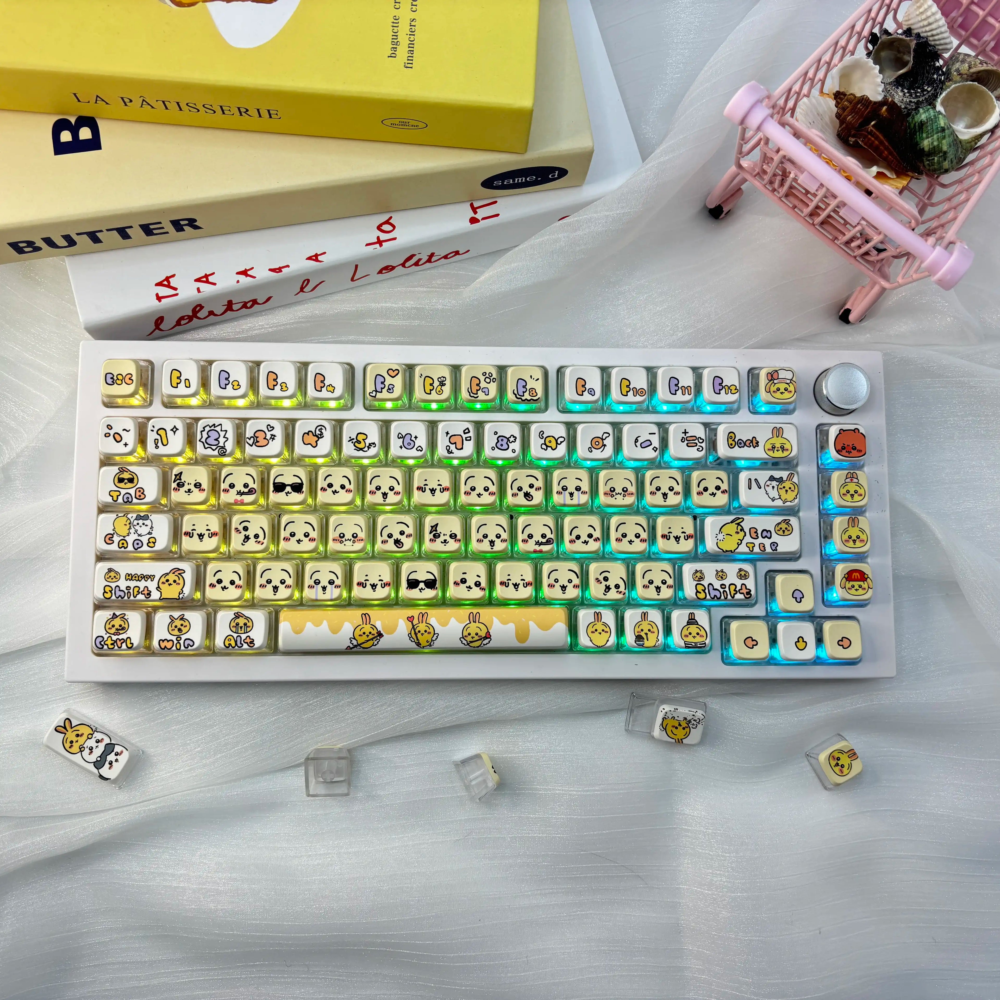 Usagi 4-Side Shine-Through PBT Keycap Set
